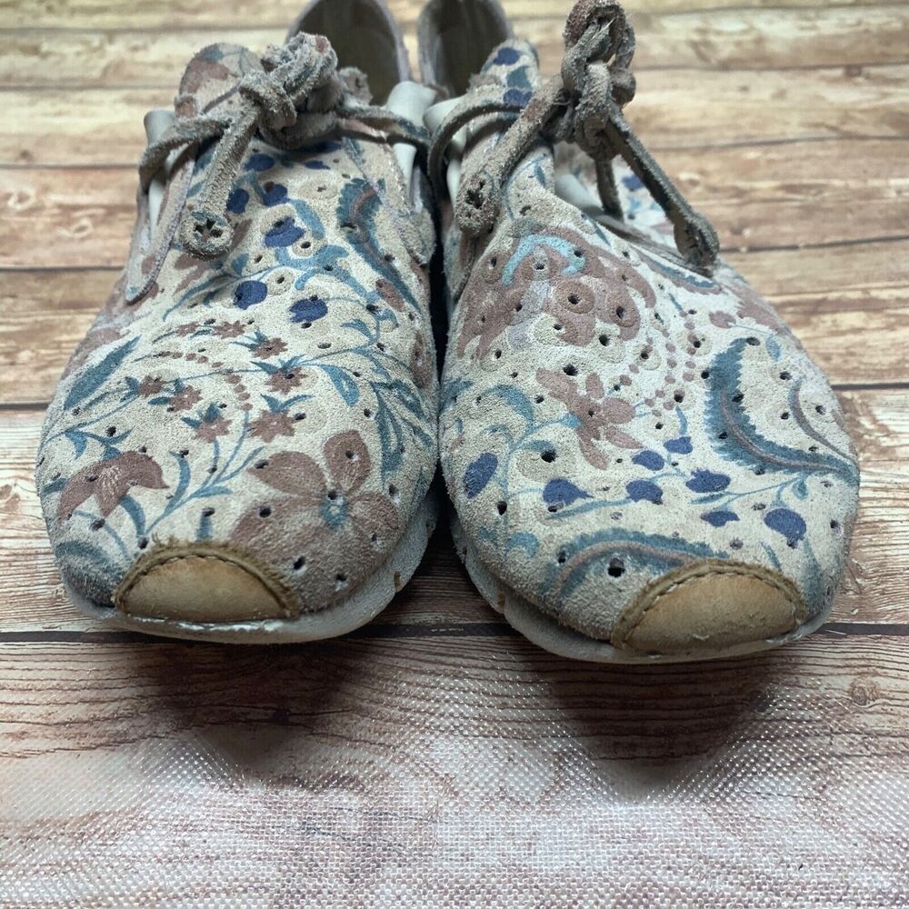 OTBT Lunar Floral Women 9M Comfort Sneaker Off The Beaten Track Perforated Shoes - Picture 5 of 11